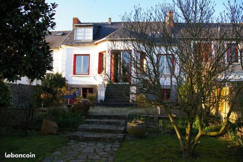 Maison de ville 130 m2, quartier Sacré Coeur