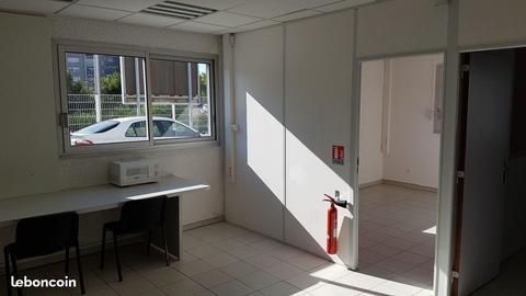 Location bureaux 50m² - rdc