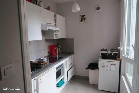 Loue appartement 3 pieces  medreville