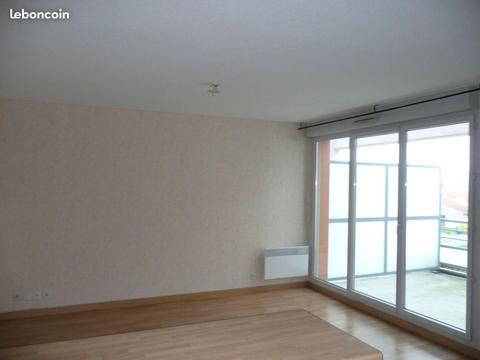 Saint Martin du Touch - appartement 3 pièces 66 m2