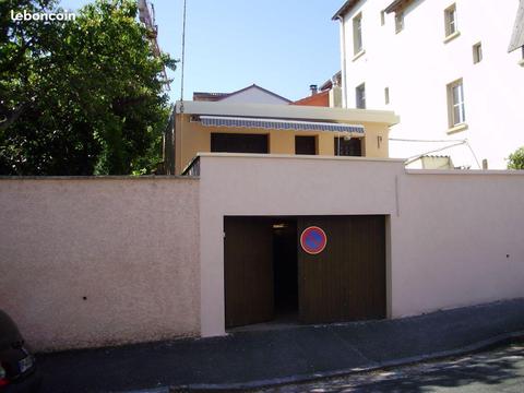 Studio meublé  3ème avec GARAGE