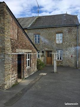 Maison mitoyenne et terrain a