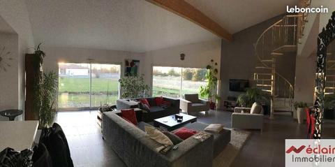 Villa 3 pièces 130 m²