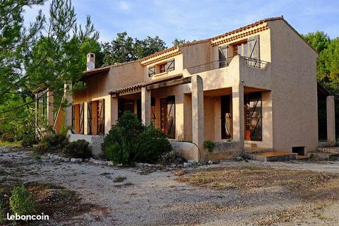 Maison à  13510 Près d'Aix en Provence