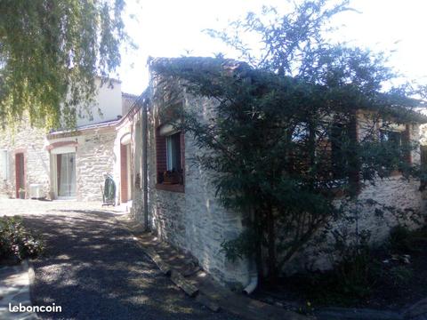 Longère maison de bourg entièrement rénovée