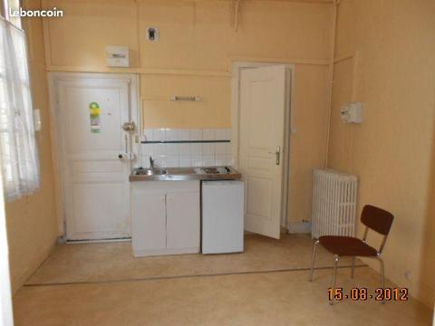2 pièces  Centre 26 m² 335 euros HC