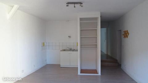 - Appartement T2 avec balcon de PAP