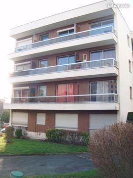 Appartement 2 pièces 44 m2 + balcon et parking