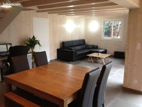 Maison moderne en bois sur terrain 800m2 au calme