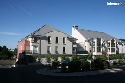 App. 87m² terrasses 40m² Montigny Village 95370