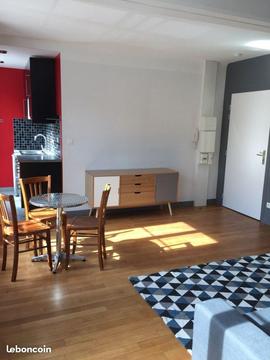 Appartement T2, proche centre ville, parking