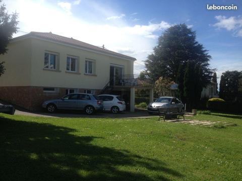 Maison hauteur du Golf, Villars, St Genest Lerpt