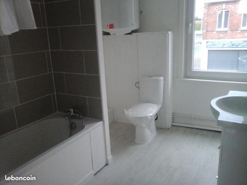 Loue maison semi-mitoyenne 100m2 5 pièces