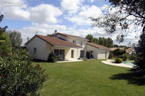 Maison 7 pièces - 203m2