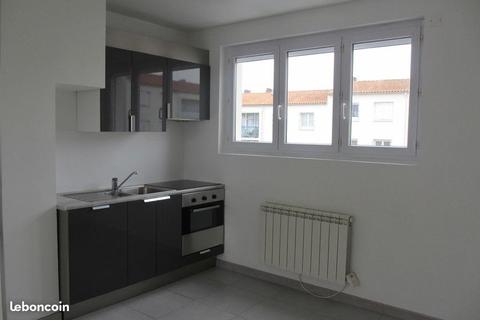 APPT F4 de 59,34 m² - RENOVE - GARAGE