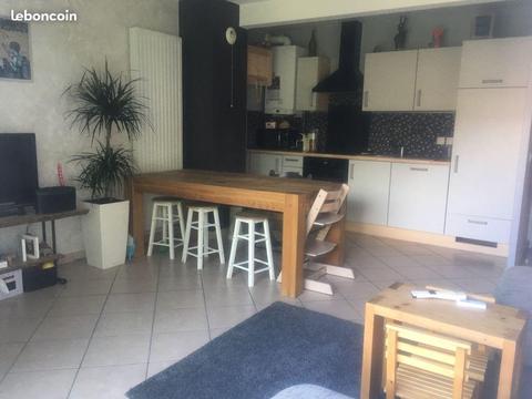 Appartement t3 traversant