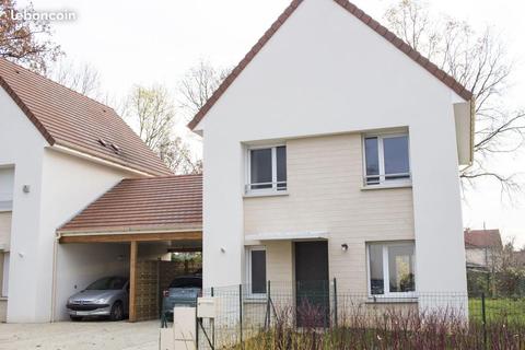 Maison neuve avec jardin 4 pièces