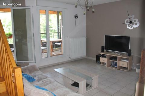 Appartement T3 duplex 84 M2 à