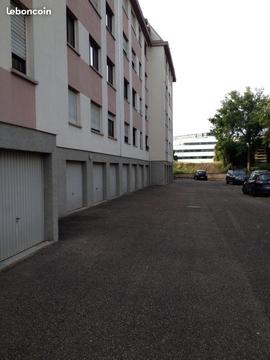 Garage fermé rue de Belfort