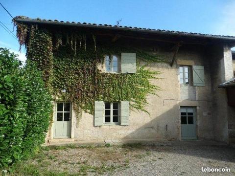 Maison de caractere - hameau tres calme- belle vue