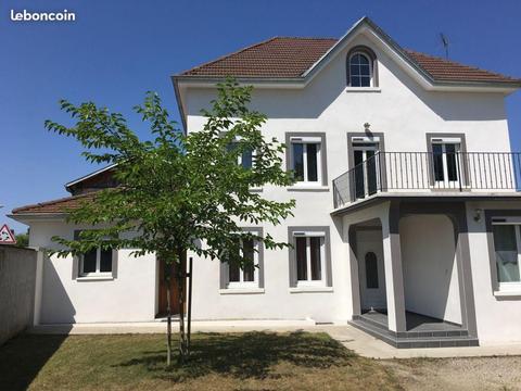 Maison de maître 210 m2 ter 1506 m2