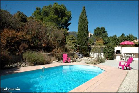 Villa 5 pièces 110m² piscine, face Avignon