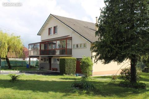 Villa 7 pièces 208 m²