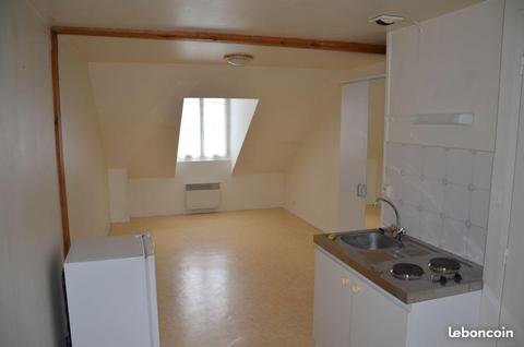 A louer: studio en centre ville de
