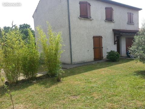 MAISON 5 CHAMBRES 600m2 terrain centre ville