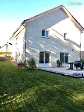 Maison en rez de jardin 125m2 4 pièces