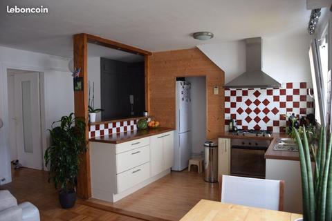 Appartement T3 avec garage en centre ville