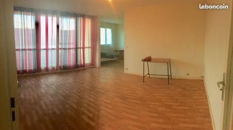 Appartement F5 - 95 m² 5 pièces - 3 chambres
