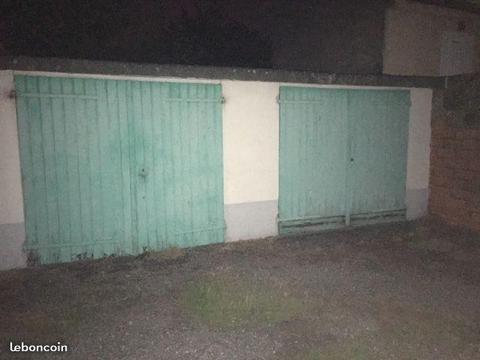 GARAGE FERME DE 13m2 DANS RESIDENCE SECURISEE