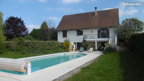 Belle Villa ~200 m2 avec piscine proche Limoges