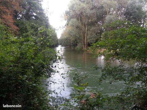 TERRAIN DE LOISIR