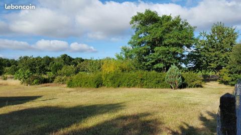 Terrain hors lotissement a proximité de Saujon