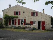 Ferme restaurée vendée niort 5444m2