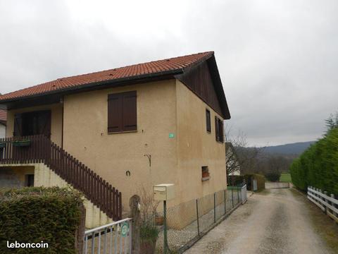 Maison 90 m2 avec terrain clot et arboré