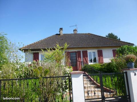 Maison/ 2 niveaux à Auxerre (yonne) Terrain 692m²