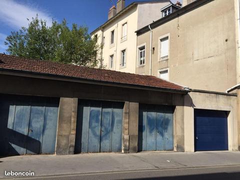 Garage fermé pour 2 VL Jeanne d'Arc-Mon-désert