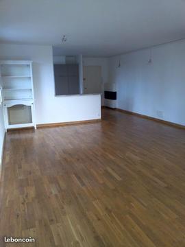 Appartement T3 de 78 m² , avec garage et balcon