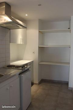 Loue 1 P+C - 34 m² - Quartier Caserne de Bonne