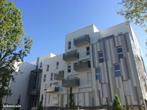F2 de 42 m² avec balcon et parking dans imm. 2014