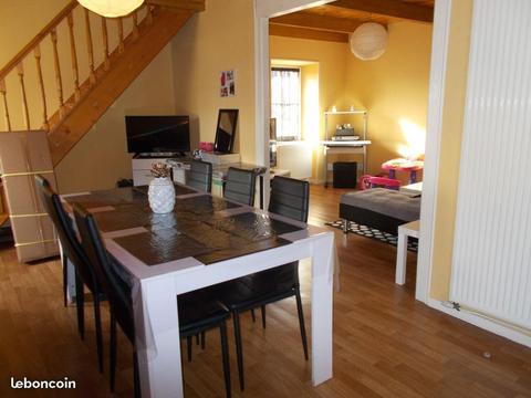 F4 : 86 m² + terrasse prés Le Puy En Velay : 545hc