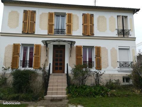 Maison sur cueuilly (champigny)