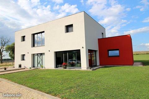 Maison contemporaine de 204 m2 bioclimatique