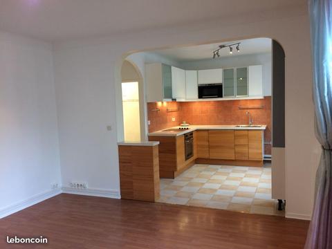 Appartement 3 pieces 65 m² -loyer 1 150 