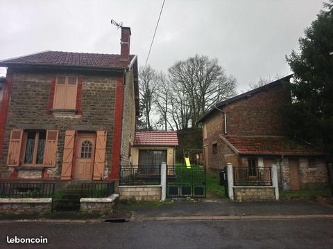 Maison avec jardin et dépendances à Chestres