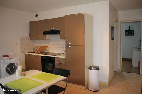 Appartement 2 pièces 40 m² avec parking privé clos