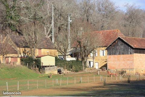 Propriété de 15 Ha en Périgord